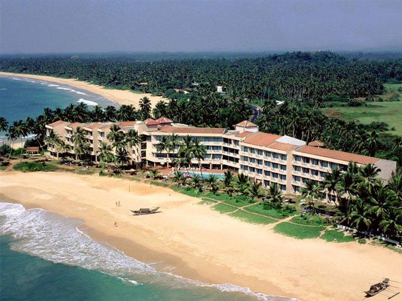 Induruwa Beach Resort Exterior photo